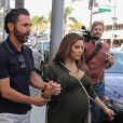 Eva Longoria enceinte et son mari José Baston sont allés déjeuner au restaurant E Baldi à Beverly Hills, le 8 mai 2018.