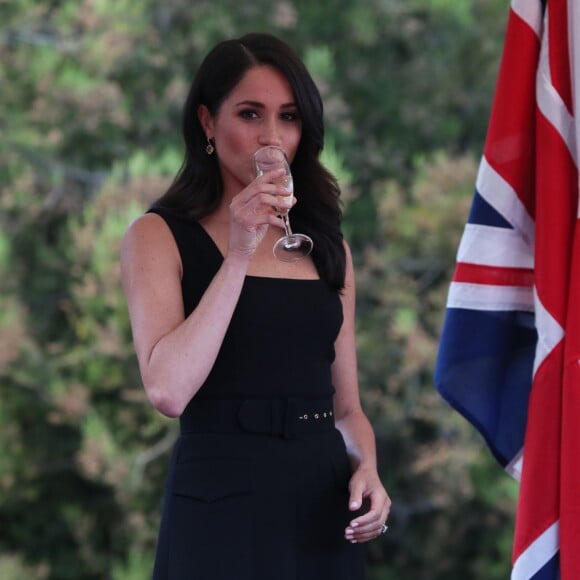 Le prince Harry et Meghan Markle lors d'une soirée d'été organisée à l'ambassade du Royaume-Uni à Dublin, en Irlande, le 10 juillet 2018.