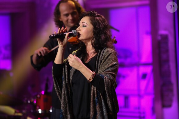 Exclusif - Natacha Atlas - Enregistrement de l'émission "Du côté de chez Dave" à Paris, diffusée le 14 février 2016 sur France 3. Le 8 décembre 2015 © CVS / Bestimage