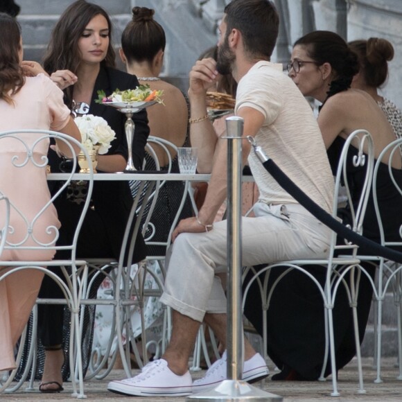 Semi-Exclusif - Jeanne Damas, Emily Ratajkowski, guest - Terrasse de la soirée Vogue Foundation 2018 au Palais Galliera lors de la fashion week à Paris, le 3 juillet 2018.