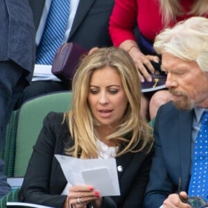 Holly Branson et son père Richard Branson dans les tribunes de Wimbledon, le 11 juillet 2018. © Ray Tang/London News Pictures via Zuma Press/Bestimage