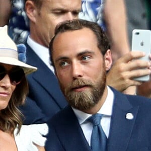 Pippa Middleton et son frère James à Wimbledon le 5 juillet 2018.