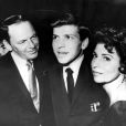 Frank Sinatra avec Frank Sinatra junior et Nancy à Hollywood, Los Angeles, en 1963.