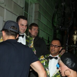 Orlando Bloom et sa compagne Katy Parry arrivent au club "Annabel's" à Londres, le 12 juillet 2018.