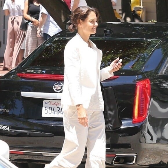 Exclusif - Katie Holmes et Scott Eastwood déjeunent ensemble au restaurant Shutters sur la plage de Santa Monica à Los Angeles. Le 23 juillet 2018