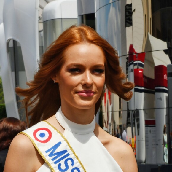 Miss France 2018, Maëva Coucke durant le Grand Prix de France au Castellet le 24 juin 2018. © Bruno Bebert / Bestimage