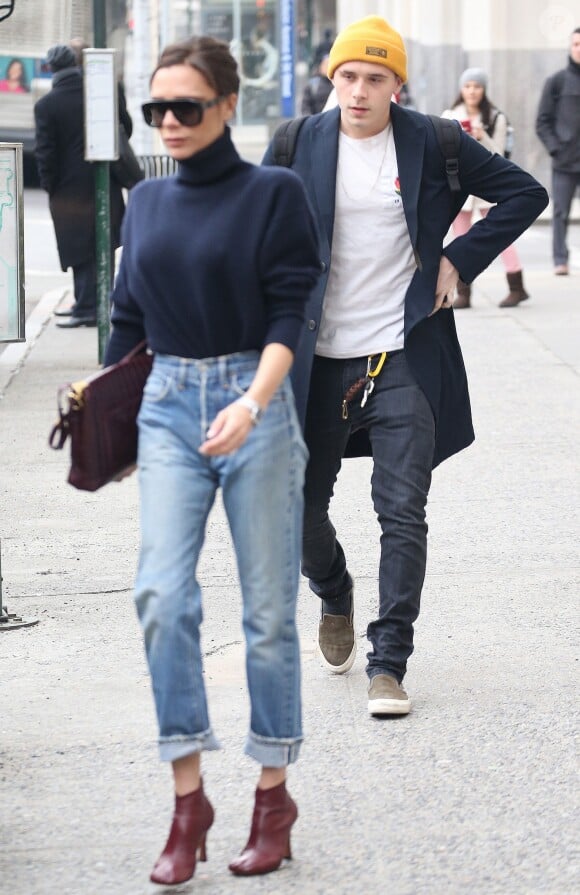 Victoria et Brooklyn Beckham à New York, le 9 février 2018.