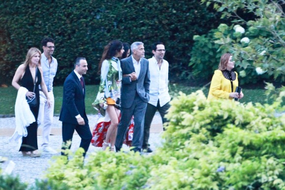 George Clooney et sa femme Amal - G. Clooney et sa femme vont dîner avec des amis au restaurant Villa D'Este sur le lac de Côme en Italie le 28 juillet 2018.