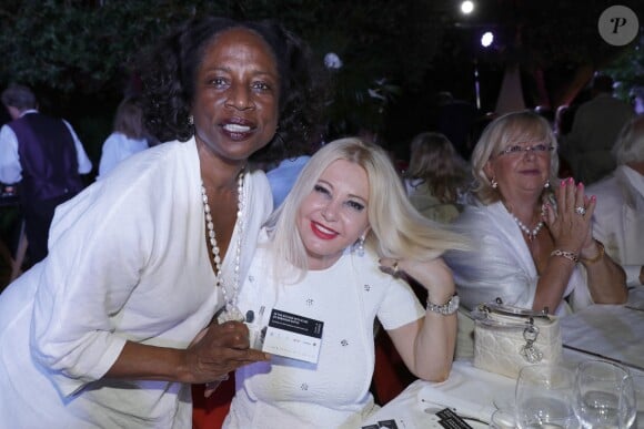 Exclusif - Angela Van Wright Von Berger et Monika Bacardi lors d'une soirée "White Party" au Monaco Ambassadors Club à Monaco, le 6 juillet 2018. © Claudia Albuquerque/Bestimage