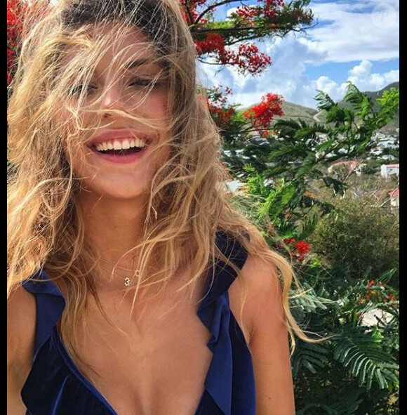 Camille Cerf les cheveux dans le vent à Saint-Martin - Instagram, 13 juillet 2018