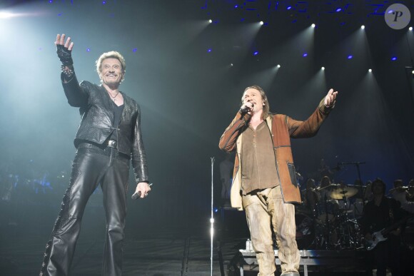 Exclusif - Johnny Hallyday, avec Florent Pagny, en concert au Palais Omnisports de Paris Bercy pour son 70e anniversaire dans le cadre du "Born Rocker Tour", le 15 juin 2013.