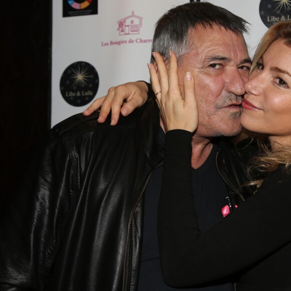 Jean-Marie Bigard et sa femme Lola Marois (Lola Bigard) - Cocktail de bienfaisance 'Octobre Rose' au restaurant Fidèle à Paris, France, le 16 octobre 2017. © Denis Guignebourg/Bestimage