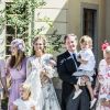 La princesse Madeleine de Suède et Christopher O'Neill lors du baptême de leur fille Adrienne, en compagnie de leurs deux autres enfants, la princesse Leonore et le prince Nicolas, à Stockholm le 8 juin 2018.