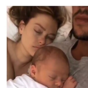 Caroline Receveur et son compagnon Hugo Philip sont les heureux parents d'un petit garçon prénommé Marlon - Instagram, 6 juillet 2018