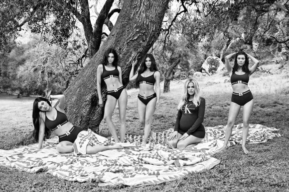 Kylie, Kendall Jenner, Kim, Khloé et Kourtney Kardashian - Campagne publicitaire automne 2018 de CALVIN KLEIN UNDERWEAR et CALVIN KLEIN JEANS.