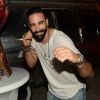Adil Rami : Fin de vacances à Saint-Tropez sans Pamela Anderson...
