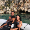 Cristiano Ronaldo et Georgina Rodriguez avec Cristiano Jr. en vacances en Grèce, photo Instagram du 10 juillet 2018