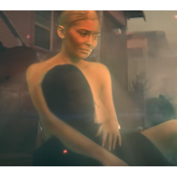 Kylie Jenner dans le clip de son chéri Travis Scott "STOP TRYING TO BE GOD", août 2018.