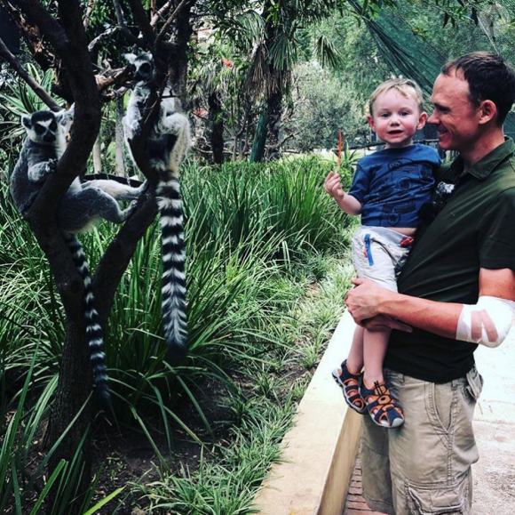 Christopher Froome (en plein "quality time" avec son fils Kellan en janvier 2018, photo Instagram) et sa femme Michelle ont accueilli le 1er août 2018 leur second enfant, une petite fille prénommée Katie.