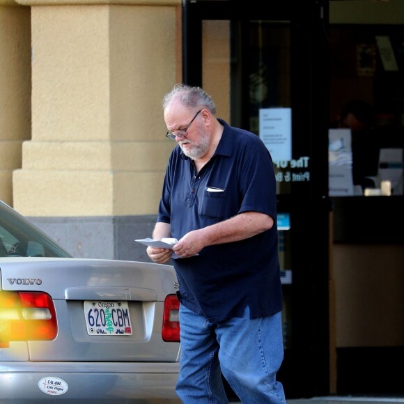 Exclusif - Thomas Markle a été aperçu en train de faire des courses à Los Angeles. Le 18 juillet 2018.