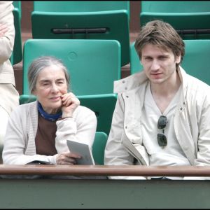 Stanislas Merhar et sa mère à Roland Garros en 2007. 