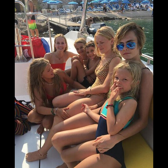 Cara Delevingne en vacances. Août 2018.