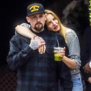 Exclusif - Cameron Diaz et son mari Benji Madden sortent d'un déjeuner en amoureux au Bouchon à Beverly Hills le 5 juin 2017.