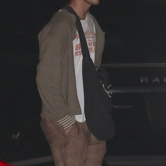 Kendall Jenner et Anwar Hadid sont allés dîner avec des amis au restaurant Nobu à Malibu. Le duo a été aperçu ensemble tout le week-end. Le 2 septembre 2018.