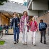 Le prince Gabriel et la princesse Eléonore de Belgique ont fait leur rentrée, accompagnés par leur mère la reine Mathilde de Belgique, au collège Saint-Jan-Berchmans à Bruxelles, le 3 septembre 2018. Gabriel est entré en 4e secondaire, Éléonore en 5e primaire.