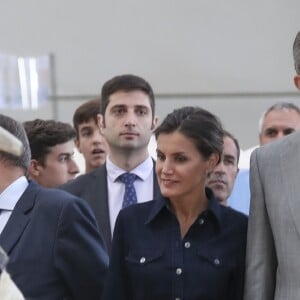 Le roi Felipe VI et la reine Letizia d'Espagne inaugurent le salon "Salamaq'18" à Salamanque en Espagne le 5 septembre 2018.