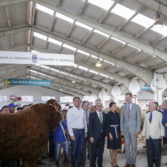 Le roi Felipe VI et la reine Letizia d'Espagne inaugurent le salon "Salamaq'18" à Salamanque en Espagne le 5 septembre 2018.