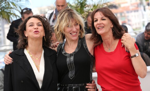 Noémie Lvovsky, Valeria Bruni Tedeschi et Agnès de Sacy - Photocall du film "Un chateau en Italie" au 66e Festival du Film de Cannes le 21 mai 2013.