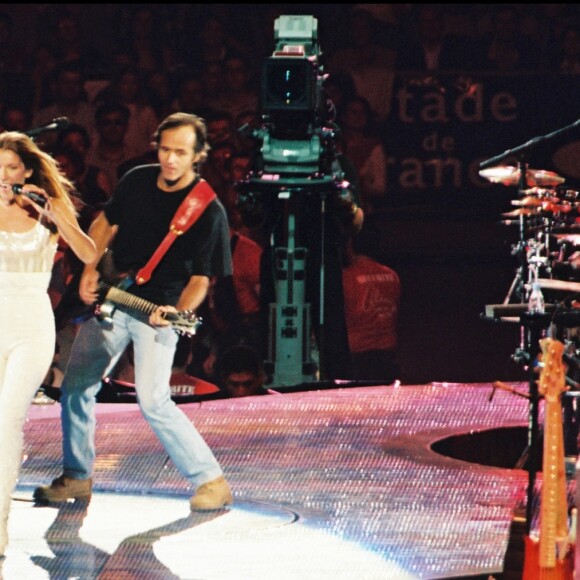 Archives - Céline Dion en concert au Stade de France, avec Jean-Jacques Goldman, en 1999