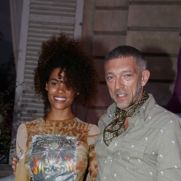 Mariage - Vincent Cassel et Tina Kunakey se sont mariés - Tina Kunakey et son compagnon Vincent Cassel à la soirée Jean-Paul Gaultier "Scandal Discothèque" Party organisée à la Fondation Dosne-Thiers à Paris, le 4 juillet 2018. © Denis Guignebourg/Bestimage