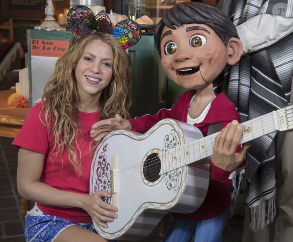 Shakira en visite chez Disney California Adventure à Anaheim. Le 9 septembre 2018