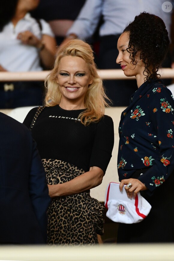 Exclusif - Pamela Anderson, l'actrice et modèle américaine, est venue encourager son fiancé Adil Rami, le défenseur marseillais, durant la rencontre de football de Ligue 1 Conforama entre Monaco et Marseille au stade Louis II le 2 septembre 2018. Les marseillais ont battu l'équipe de la Principauté par 3 buts à 2. © Bruno Bebert/Bestimage