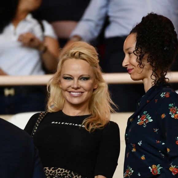 Exclusif - Pamela Anderson, l'actrice et modèle américaine, est venue encourager son fiancé Adil Rami, le défenseur marseillais, durant la rencontre de football de Ligue 1 Conforama entre Monaco et Marseille au stade Louis II le 2 septembre 2018. Les marseillais ont battu l'équipe de la Principauté par 3 buts à 2. © Bruno Bebert/Bestimage