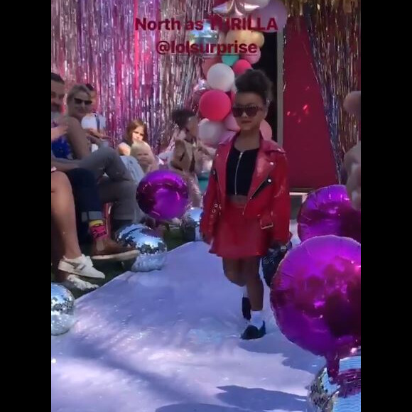 North West a défilé pour la première fois lors du L.O.L. Surprise Fashion Show le 22 septembre 2018.