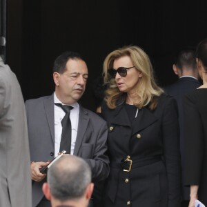 Jean-Luc Romero, Valérie Trierweiler - Obsèques de Christophe Michel (mari de JL Romero) au crématorium du cimetière du Père Lachaise à Paris le 6 juin 2018.