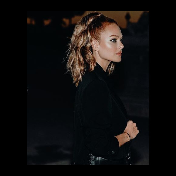 Caroline Receveur à la Fashion Week de Paris - Instagram, septembre 2018
