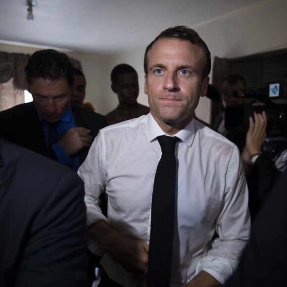 Le président Emmanuel Macron rencontre des habitants de Quartier d'Orléans sur l'Ile Saint-Martin, Antilles le 29 septembre 2018. Eliot Blondet / Pool / Bestimage