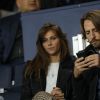 Ophélie Meunier et son mari Mathieu Vergne dans les tribunes du parc des princes lors du match de football de ligue 1 opposant le Paris Saint-Germain (PSG) à l'Olympique Lyonnais (OL) à Paris, France, le 7 octobre 2018.