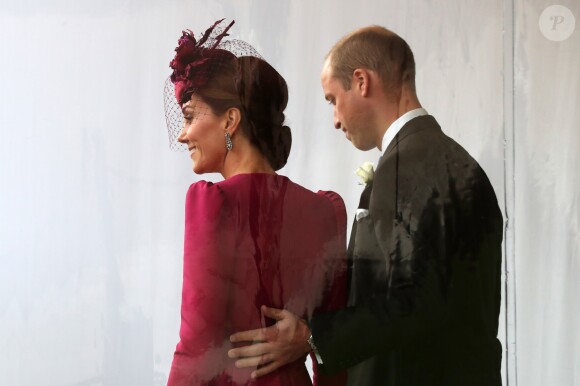 Le prince William, duc de Cambridge, et Catherine (Kate) Middleton, duchesse de Cambridge - Sorties après la cérémonie de mariage de la princesse Eugenie d'York et Jack Brooksbank en la chapelle Saint-George au château de Windsor, Royaume Uni, le 12 octobre 2018.