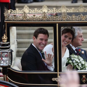 La princesse Eugenie d'York et son mari Jack Brooksbank - Sorties après la cérémonie de mariage de la princesse Eugenie d'York et Jack Brooksbank en la chapelle Saint-George au château de Windsor, Royaume Uni, le 12 octobre 2018.