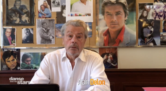 Alain Delon fait une déclaration à Fauve Hautot dans "Danse avec les stars 9" diffusé samedi 13 octobre 2018 - TF1