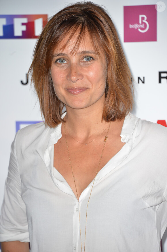 Julie de Bona - Photocall de la série "Juste un regard", adaptation du roman à succès de l'écrivain H. Coben, au cinéma Gaumont Champs-Elysées Marignan à Paris, France, le 11 mai 2017. © Veeren/Bestimage