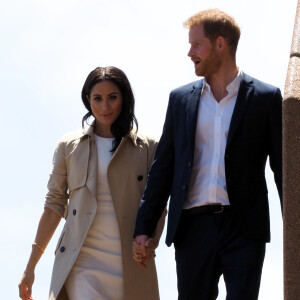 Le prince Harry, duc de Sussex et sa femme Meghan Markle, duchesse de Sussex (enceinte) arrivent à l'opéra de Sydney le premier jour de leur première tournée officielle en Australie, le 16 octobre 2018.