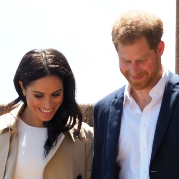 Le prince Harry, duc de Sussex et sa femme Meghan Markle, duchesse de Sussex (enceinte) arrivent à l'opéra de Sydney le premier jour de leur première tournée officielle en Australie, le 16 octobre 2018.