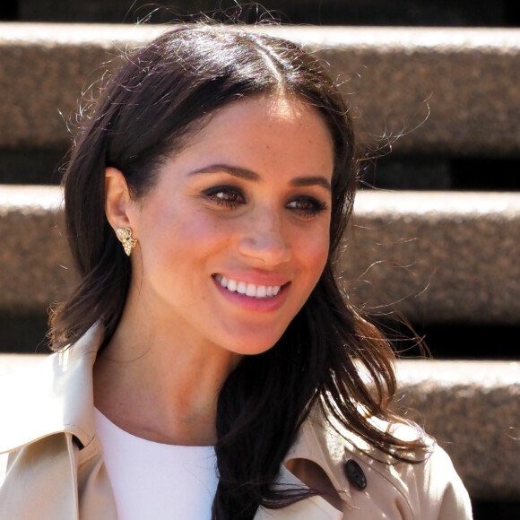 Le prince Harry, duc de Sussex et sa femme Meghan Markle, duchesse de Sussex (enceinte) arrivent à l'opéra de Sydney le premier jour de leur première tournée officielle en Australie, le 16 octobre 2018.