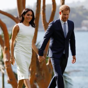 Le prince Harry, duc de Sussex et sa femme Meghan Markle, duchesse de Sussex (enceinte) rencontrent Peter Cosgrove (le Gouverneur général d'Australie) et sa femme Lynne Cosgrove à la "Admiralty House" lors de leur premier voyage officiel, le 16 octobre 2018.